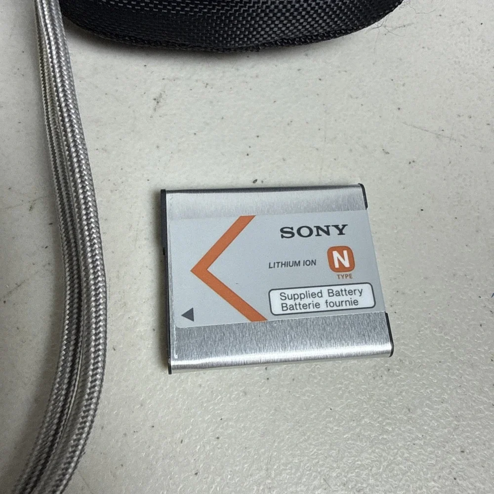 Sony Cyber-shot DSC-W710 Silver Digital Camera 16.1MP 5x Zoom w/ Battery & Bag